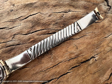 Load image into Gallery viewer, Croton 'Aquamatic' NOS with Perfect Dial and Bracelet, Automatic, 32.5mm
