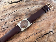 Load image into Gallery viewer, Longines Rusty-Brown Oval Dial in a Brushed Golden Rectangular Case, Manual, 24x37mm
