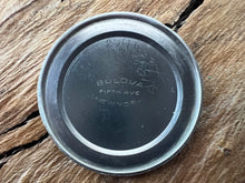 Load image into Gallery viewer, Bulova Shield Design Case 23 Jewels, Manual, 32mm
