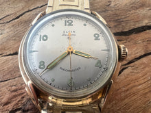 Load image into Gallery viewer, Elgin Deluxe Shockmaster Green Lumed Numbers and Hands, Manual, Large 34mm
