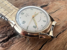 Load image into Gallery viewer, Elgin Deluxe Shockmaster Green Lumed Numbers and Hands, Manual, Large 34mm

