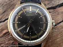 Load image into Gallery viewer, Seiko NOS Black &amp; Tan Dial with Original Box, Manual, 35mm
