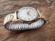 Load image into Gallery viewer, Gruen Veri-Thin in Mint Dial and Decorative Case, Manual, 30mm
