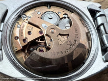 Load image into Gallery viewer, Omega Constellation Chronometer Cal 564 with Date, Automatic, 34.5x40mm
