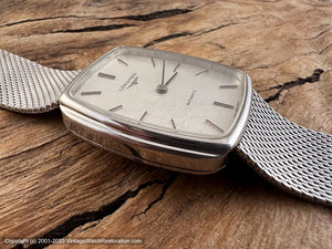 Longines Brushed Linen Dial in a Tonneau Case with Mesh Bracelet with Box, Automatic, 30x30mm