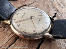 Load image into Gallery viewer, Marvin 1940 Era Mellowed Yellow Patina Dial, Manual, Large 36mm
