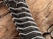 Load image into Gallery viewer, Henri Gireaux Super Clean White Calatrava Dial with Elastofixo Bracelet, Manual, 35mm
