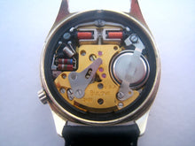 Load image into Gallery viewer, Minty 1969 14K Solid Gold 218 Accutron, Electric, 34mm
