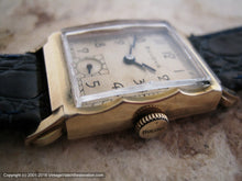 Load image into Gallery viewer, Wonderful Bulova Champagne Dial with Scalloped Case, Manual, 21.5x37.5mm
