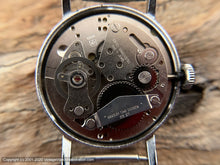 Load image into Gallery viewer, Bradley Mickey Mouse in Perfect Condition on Wide Strap, Manual, 34mm
