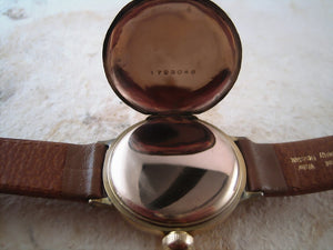 Very early Elgin rose gold wristwatch with decorative motifs, Manual, 35.5mm