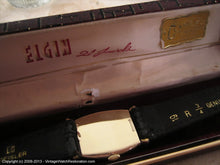 Load image into Gallery viewer, Elgin &#39;Fremont&#39; Chevron Decorative Case Lug Design, Manual, 26x37mm
