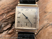 Load image into Gallery viewer, Elgin Early 1940s with Perfect Lightly Spotted Patina Dial and Scripty Black Numbers, Manual, 23x35mm
