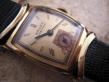 Load image into Gallery viewer, Gruen &#39;Veri-Thin&#39; Copper and Gold Roman Dial with Ribbon Style Case, Manual, 23x33.4mm
