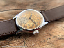 Load image into Gallery viewer, Girard-Perregaux &#39;Sea Hawk&#39; Golden Patina Dial in Mid-size Case, Manual, 30mm
