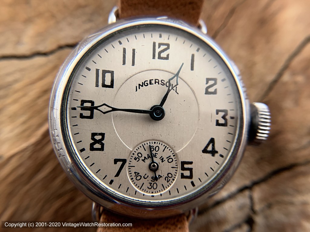 Ingersoll USA Trench with Perfect Original Dial and Decorative Case, Manual, 32mm