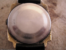 Load image into Gallery viewer, Junghans Stellar Dial German-Made in Square Tonneau Case, Manual, 31.5x31.5
