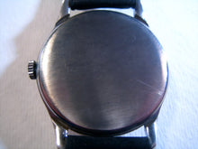 Load image into Gallery viewer, Longines Flagship Salmon Dial, Manual, Very Large 37mm
