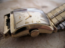 Load image into Gallery viewer, Lord Elgin in Beefy Flared Hourglass Case, Manual, 22.5x37mm
