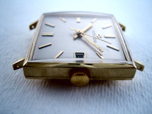 Load image into Gallery viewer, Large Movado 18K Square with Date, Automatic, 29.5x29.5mm
