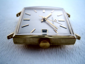 Large Movado 18K Square with Date, Automatic, 29.5x29.5mm