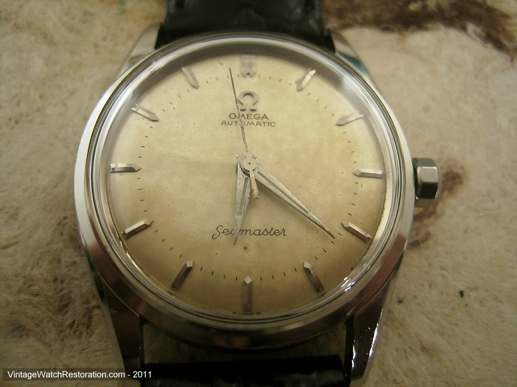 Early and Original Omega Seamaster with Box and Papers, Automatic, 34.5mm