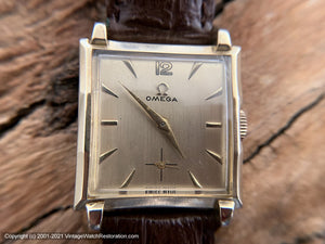Omega c.1941 Square Case Champagne Dial, Cal R17.8, Manual, 27x37mm