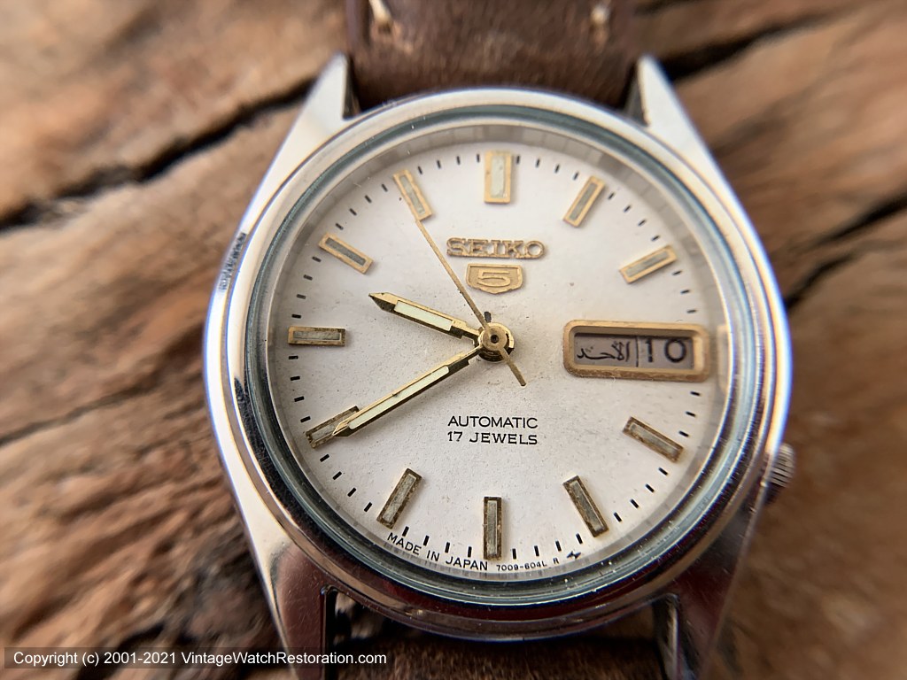 Seiko '5' Near Perfect Snow White Dial Day/Date, Automatic, 34.5mm