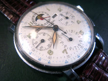 Load image into Gallery viewer, Universal Complicated Moonphase, Manual, Very Large 37.5mm
