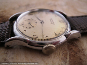 Early 1940s Universal Cal 262 with Original Dial, Manual, 33mm