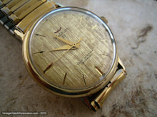 Load image into Gallery viewer, Gold Textured Dial Sixties Era Waltham 21, Automatic, 33.5mm
