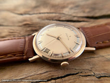 Load image into Gallery viewer, Zenith Two Tone Gold-Silver Pie Pan Dial with Date a 4:30 Position, Manual, 33mm

